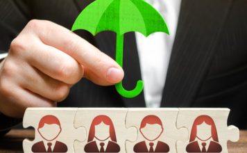 Kulüp Sponsorluk Sistemi Nasıl İşler? Kulüplerin faaliyetlerini sürdürebilmesi, etkinliklerini genişletebilmesi ve farklı projeleri hayata geçirebilmesi için çeşitli finansman kaynaklarına ihtiyaç duyulabiliyor. Üyelik gelirlerinin yanı sıra kurum ve markalarla yapılan iş birlikleri de kulüplerin faaliyetlerini destekleyen kaynaklar arasında yer alıyor. Bu noktada kulüp sponsorluk sistemi, hem kulübün ihtiyaçlarını karşılamak hem de sponsor markanın hedef kitlesiyle iletişim kurmasını sağlamak amacıyla kullanılan yöntemlerden biri olarak öne çıkıyor. Konulu bir haber görseli.